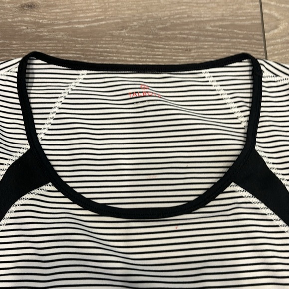 T by Talbots active top size large - Picture 6 of 6